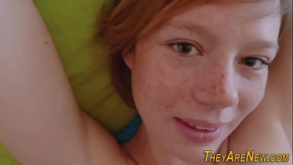 Teen Schlampe gibt Vollgas beim ficken